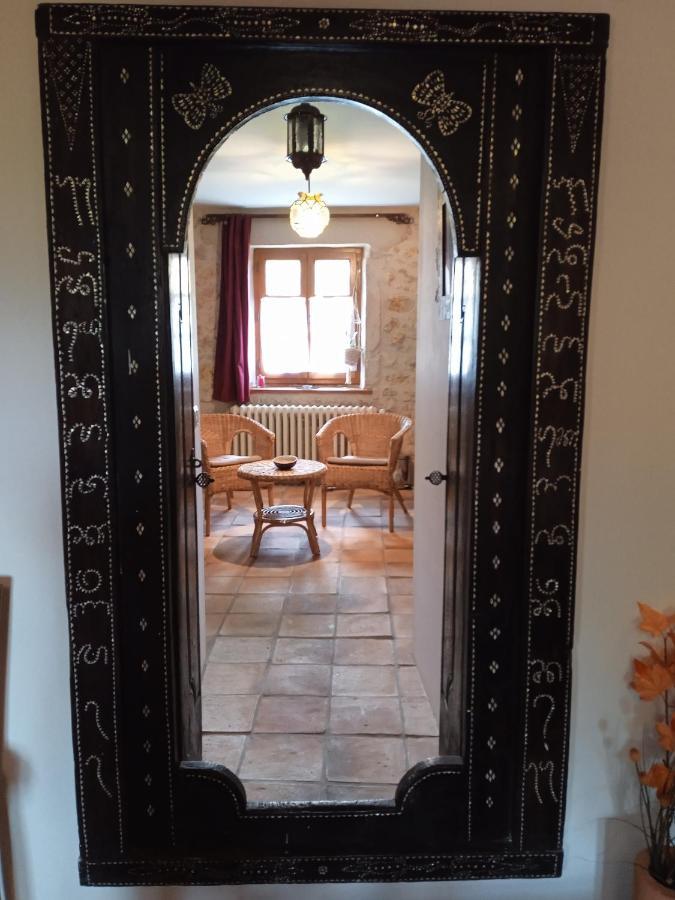 Chez Karine Bed & Breakfast Ceyzerieu Exterior foto