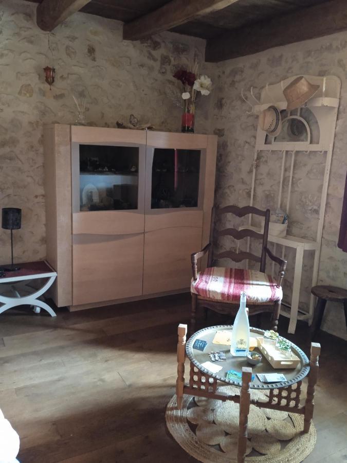 Chez Karine Bed & Breakfast Ceyzerieu Exterior foto